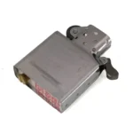 فندک زیپو اورجینال مدل Catching Bullet Vietnam کد 236، مشکی آسفالتی - تصویر 3