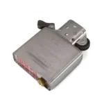 فندک زیپو اورجینال مدل Catching Bullet Vietnam کد 236، مشکی آسفالتی - تصویر 4