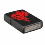 فندک زیپو اورجینال مدل Hidden Dragon کد 21067، مشکی مات با طرح اژدهای قرمز - تصویر 3